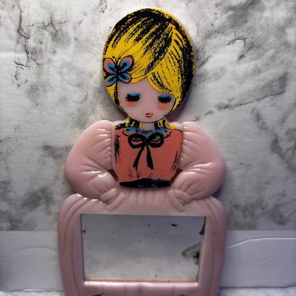 Vintage Handheld Mirror - Picture 2 of 7